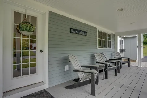 190 Carriage Road New Boston NH 03070