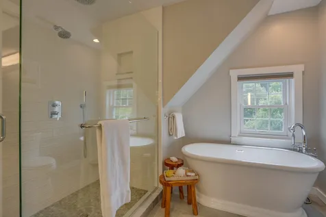 190 Carriage Road New Boston NH 03070