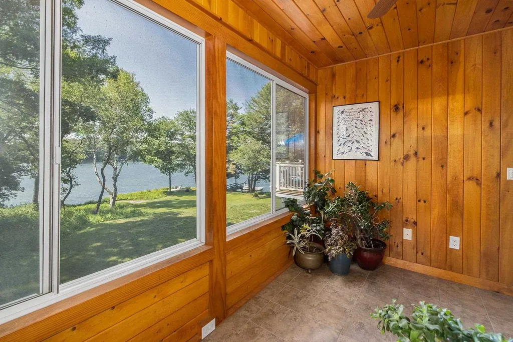 24 Whippoorwill Lane Kittery ME 03904