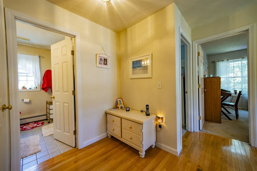 5 Dove Road Hooksett NH 03106