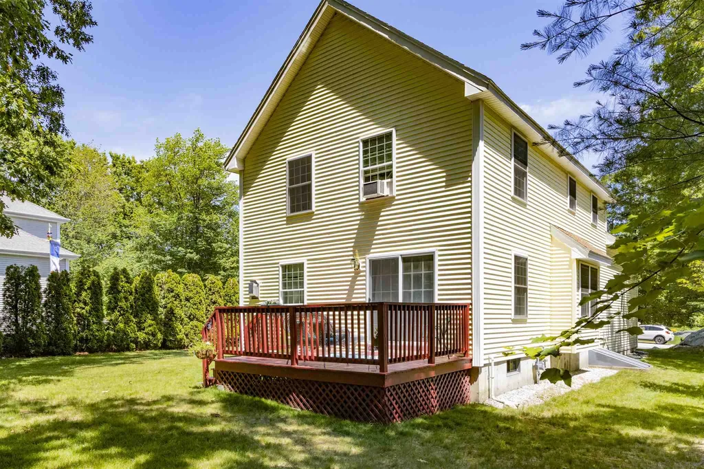 5 Dove Road Hooksett NH 03106