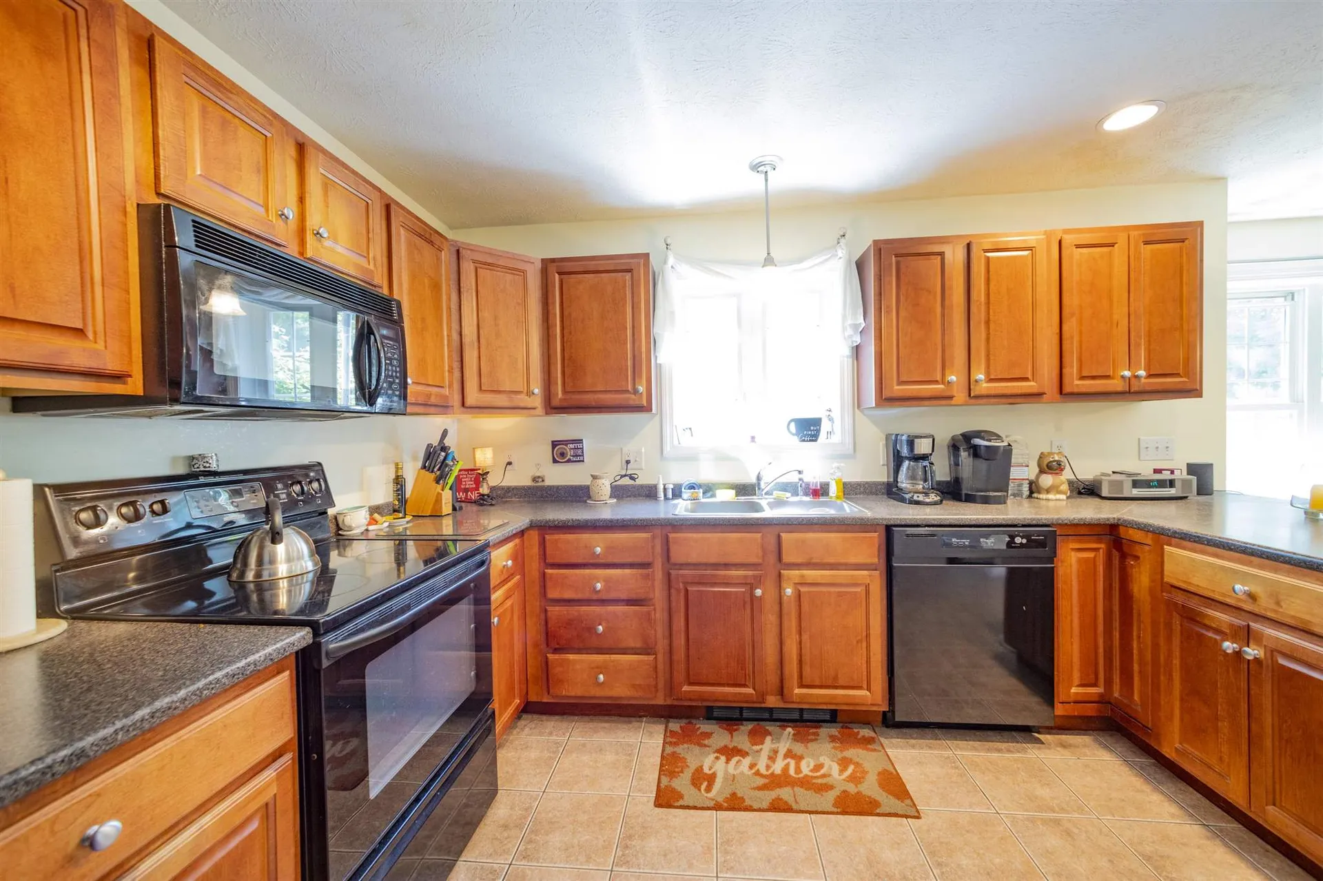 5 Dove Road Hooksett NH 03106