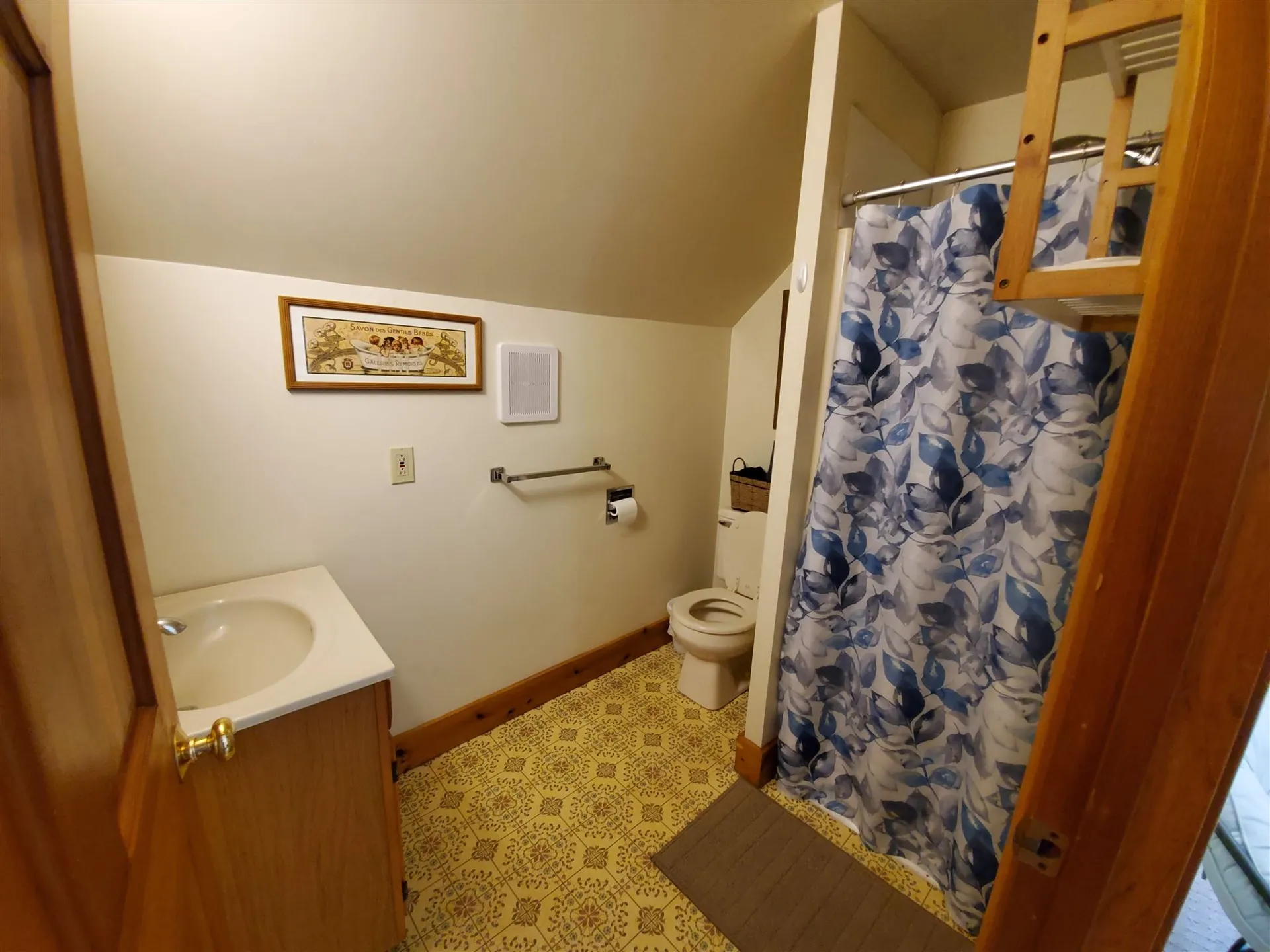 7 Slayton Hill Lebanon NH 03766