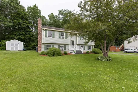 6 Salmon Street Newmarket NH 03857