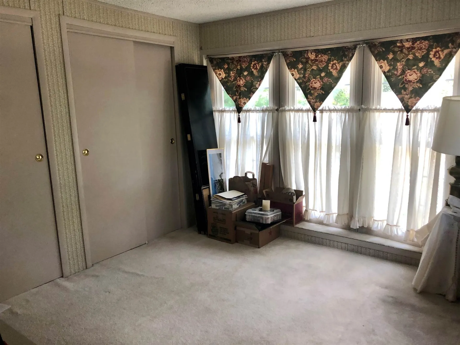 10 N Blueberry Lane Rochester NH 03867