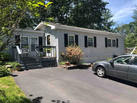10 N Blueberry Lane Rochester NH 03867