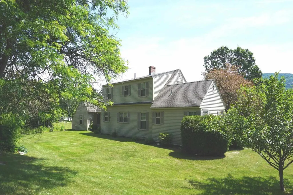 7 Piedmont E Drive Rutland City VT 05701