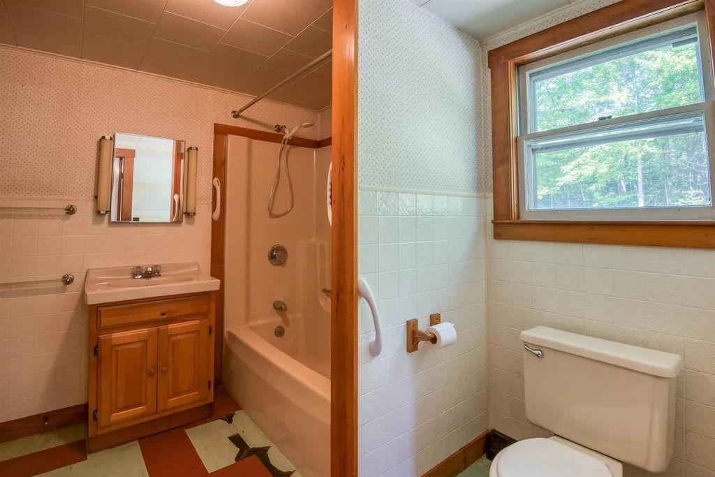 1925 Route 117 Sugar Hill NH 03586
