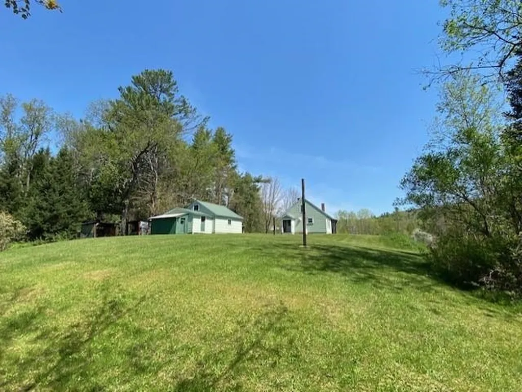 1925 Route 117 Sugar Hill NH 03586