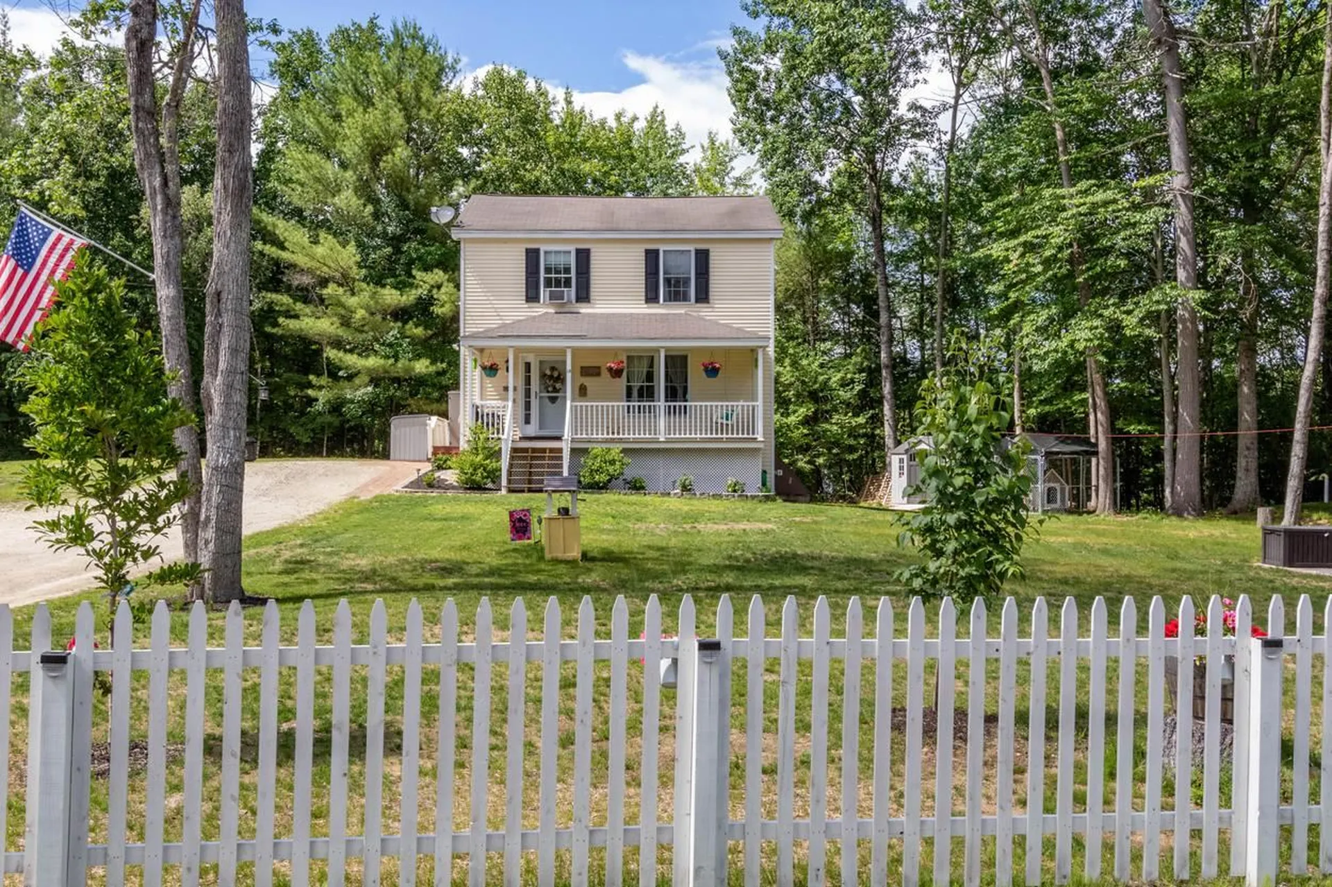 14 New London Drive Webster NH 03303