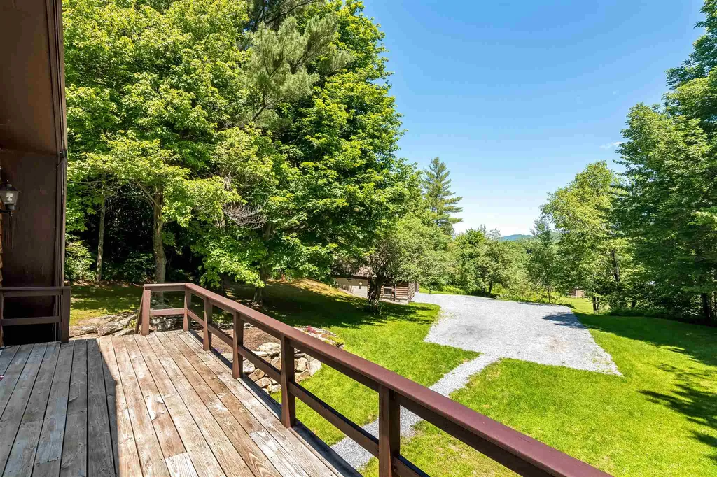 904 Weaver Road Huntington VT 05462