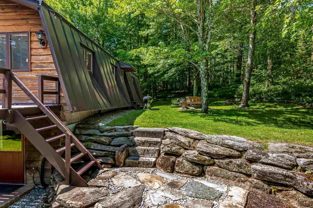904 Weaver Road Huntington VT 05462