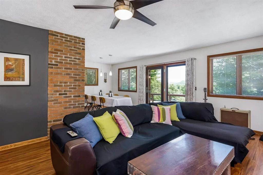904 Weaver Road Huntington VT 05462