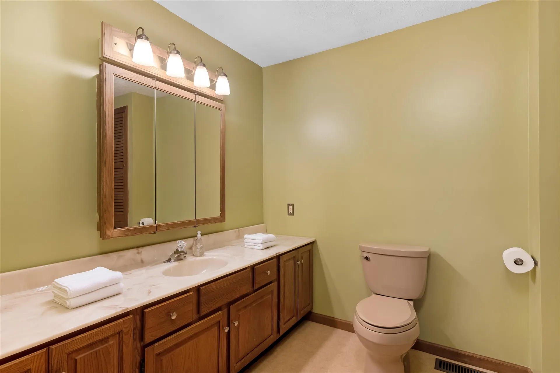 904 Weaver Road Huntington VT 05462