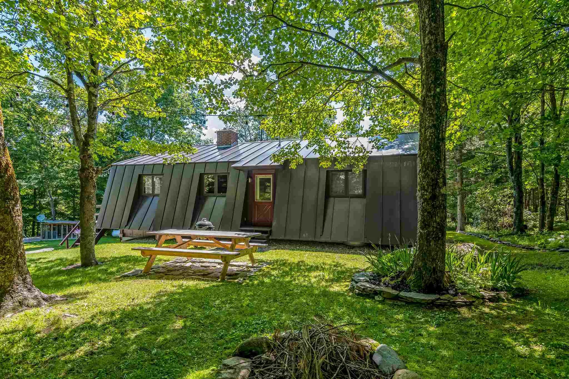 904 Weaver Road Huntington VT 05462