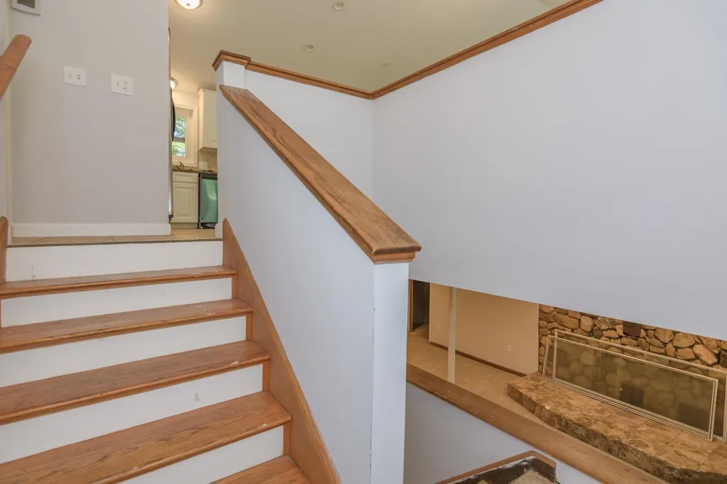 26 Country Acres Road Sandown NH 03873