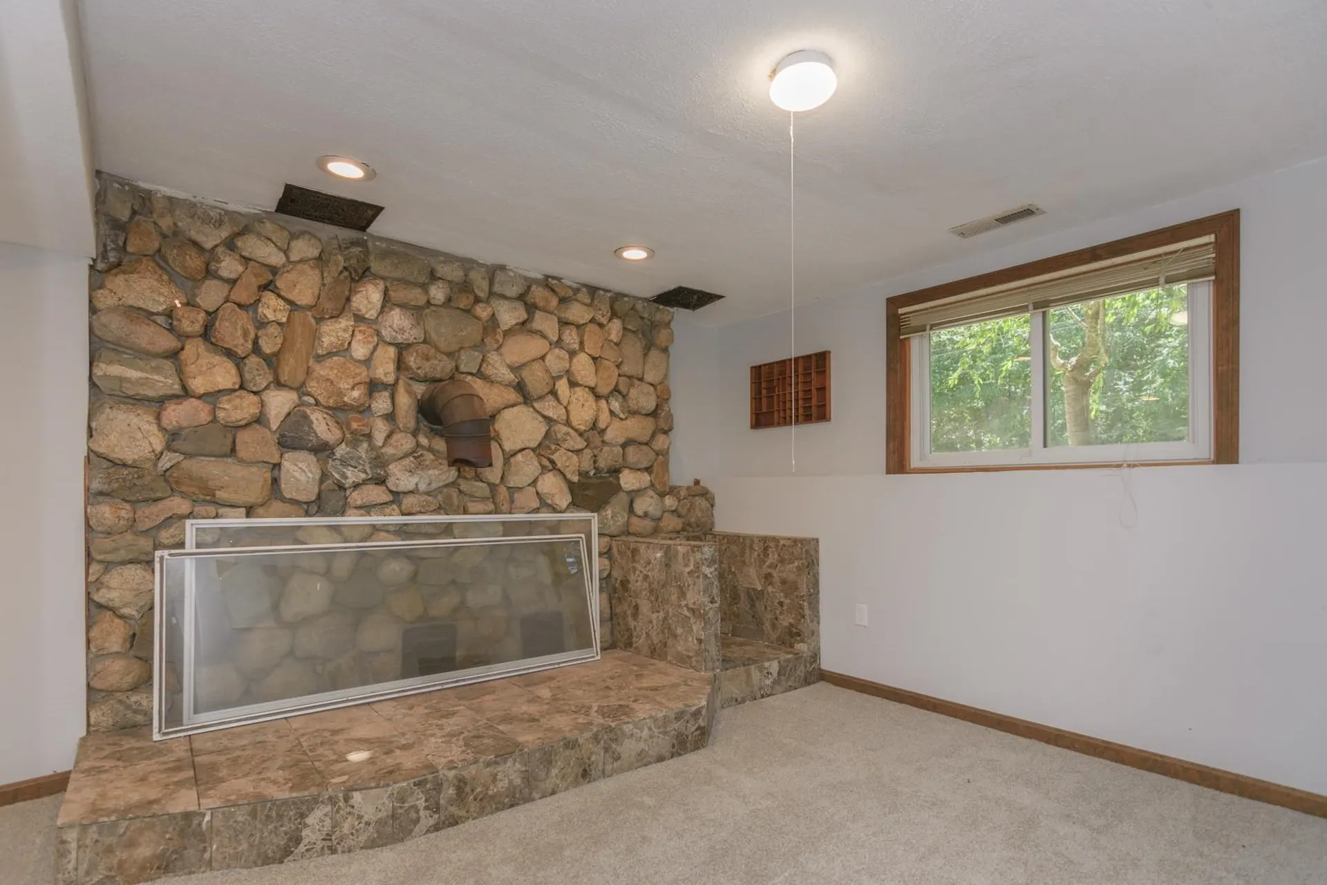 26 Country Acres Road Sandown NH 03873
