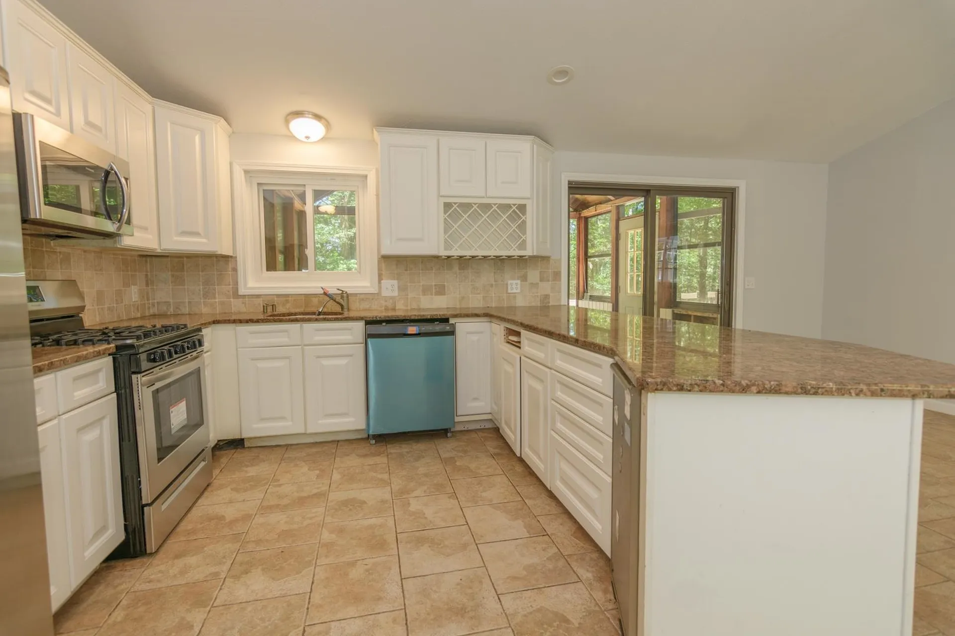 26 Country Acres Road Sandown NH 03873
