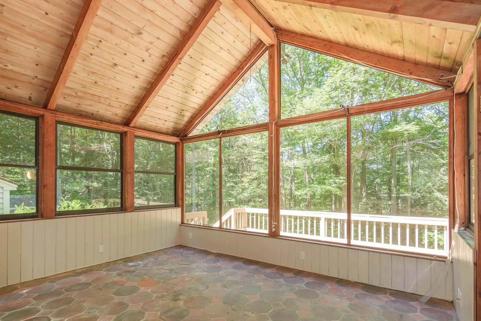 26 Country Acres Road Sandown NH 03873