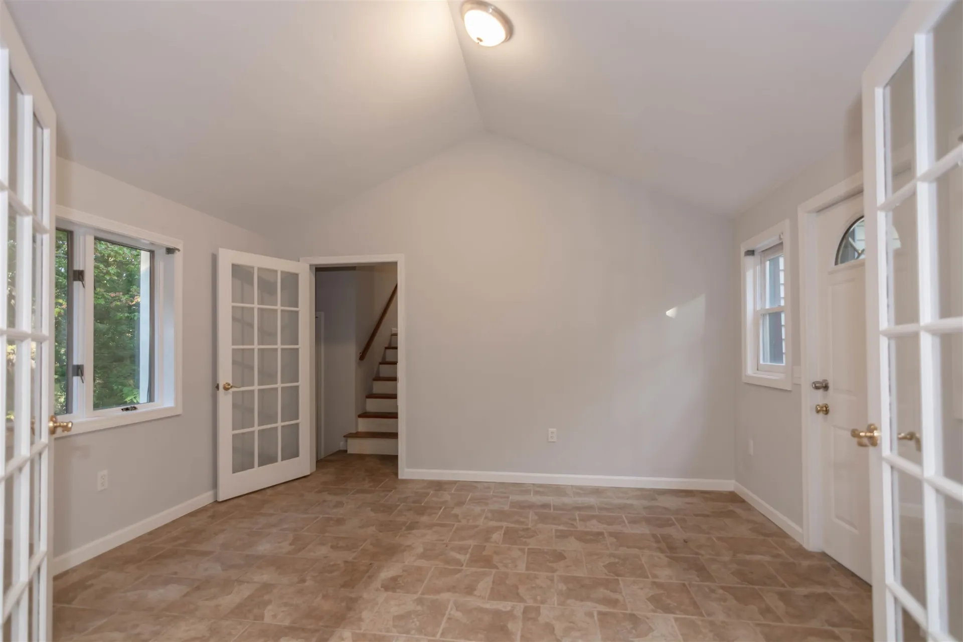 26 Country Acres Road Sandown NH 03873