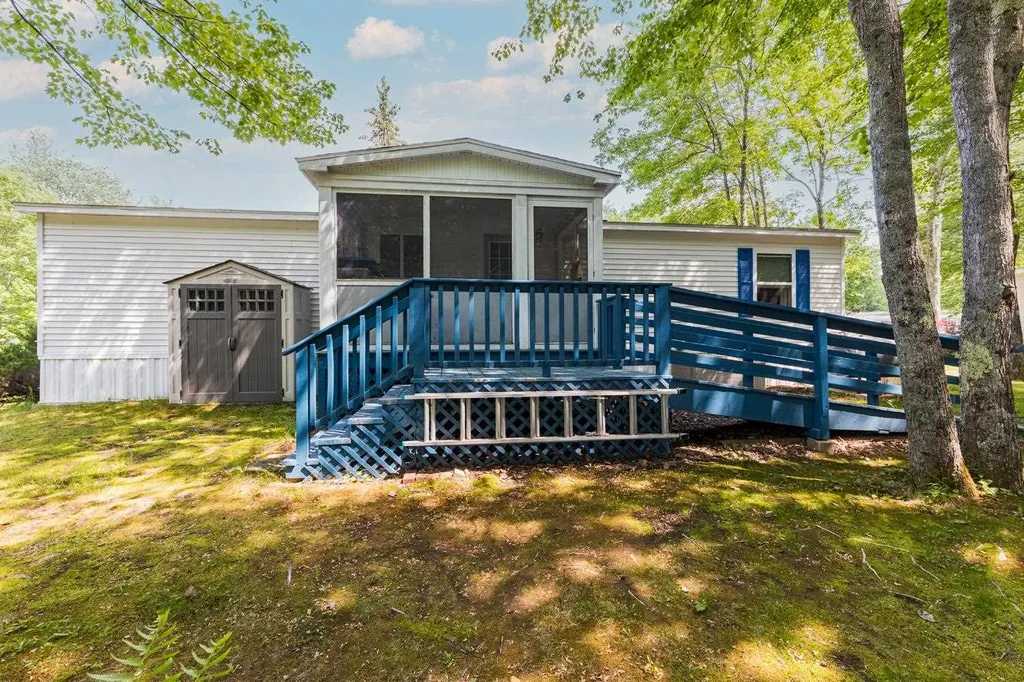 76 Eagle Drive Rochester NH 03868