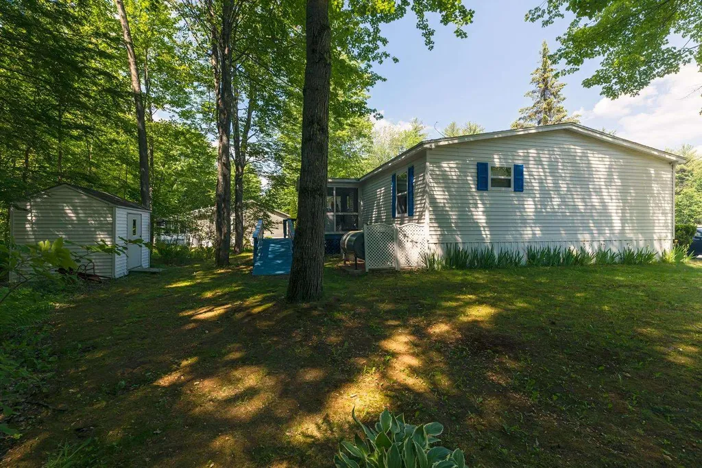 76 Eagle Drive Rochester NH 03868