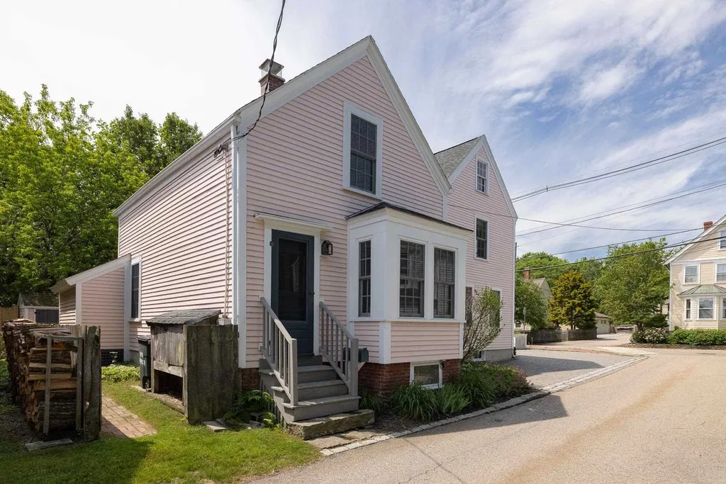 475 Marcy Street Portsmouth NH 03801