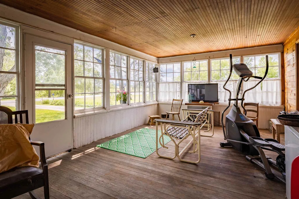 1324 Ferry Road Charlotte VT 05445