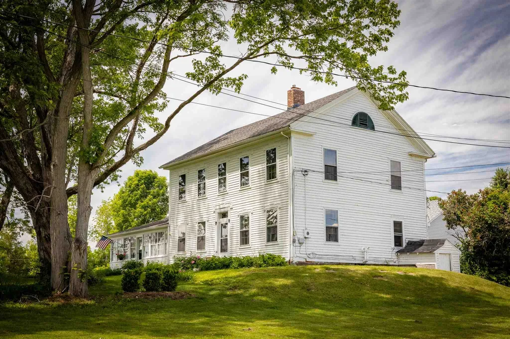 1324 Ferry Road Charlotte VT 05445