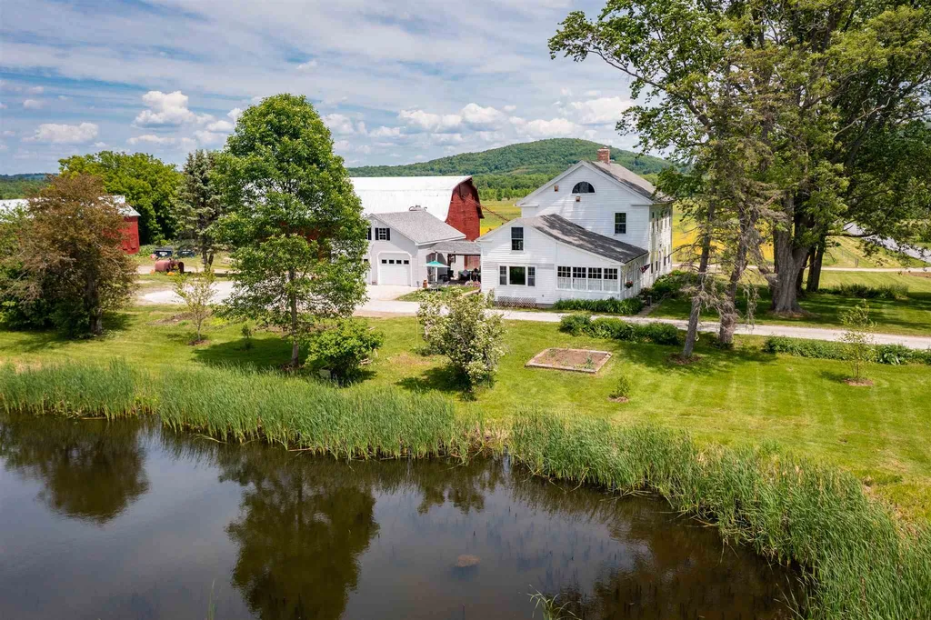 1324 Ferry Road Charlotte VT 05445