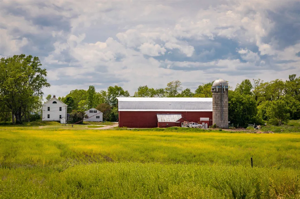 1324 Ferry Road Charlotte VT 05445