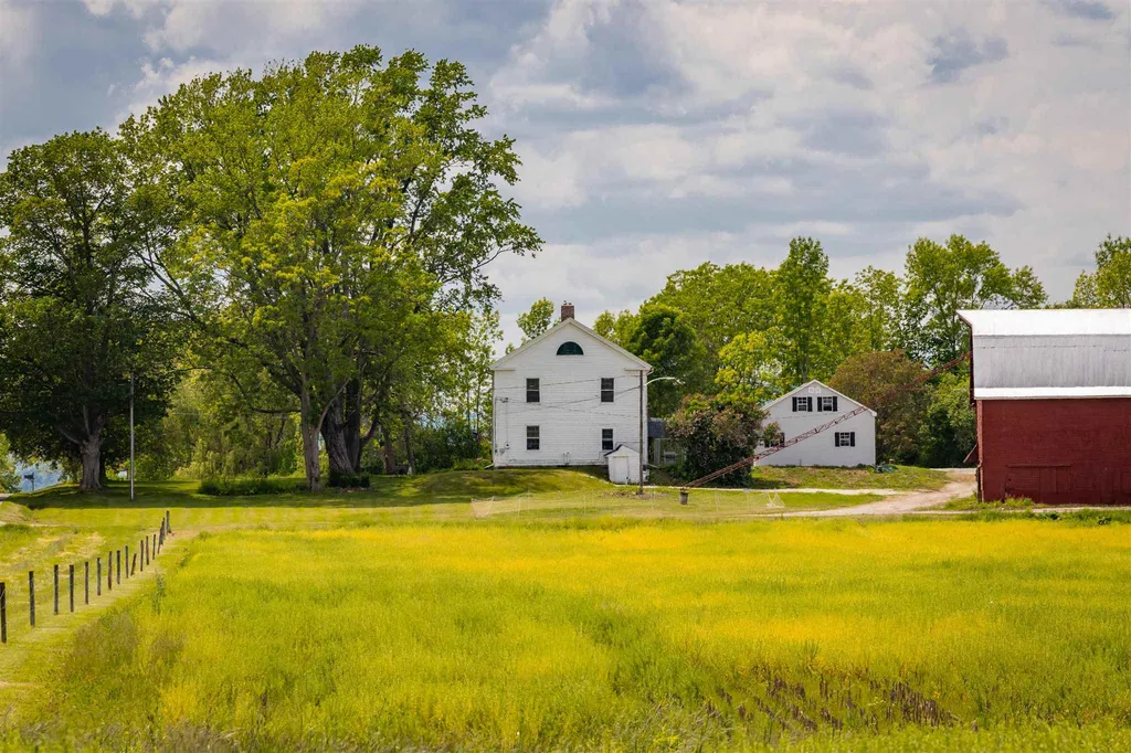 1324 Ferry Road Charlotte VT 05445