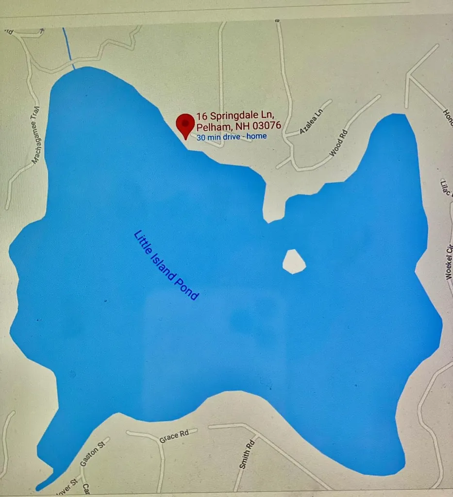 16 Springdale Lane Pelham NH 03076