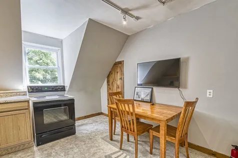 18 Winter Street Newport NH 03773