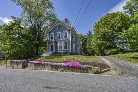 18 Winter Street Newport NH 03773