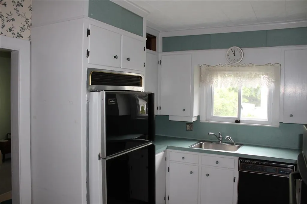 1 Brookside Avenue Claremont NH 03743