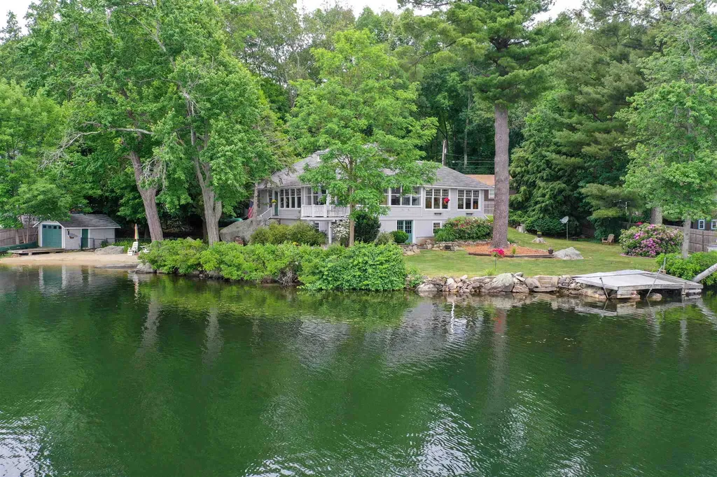 15 Gardner Road Windham NH 03087