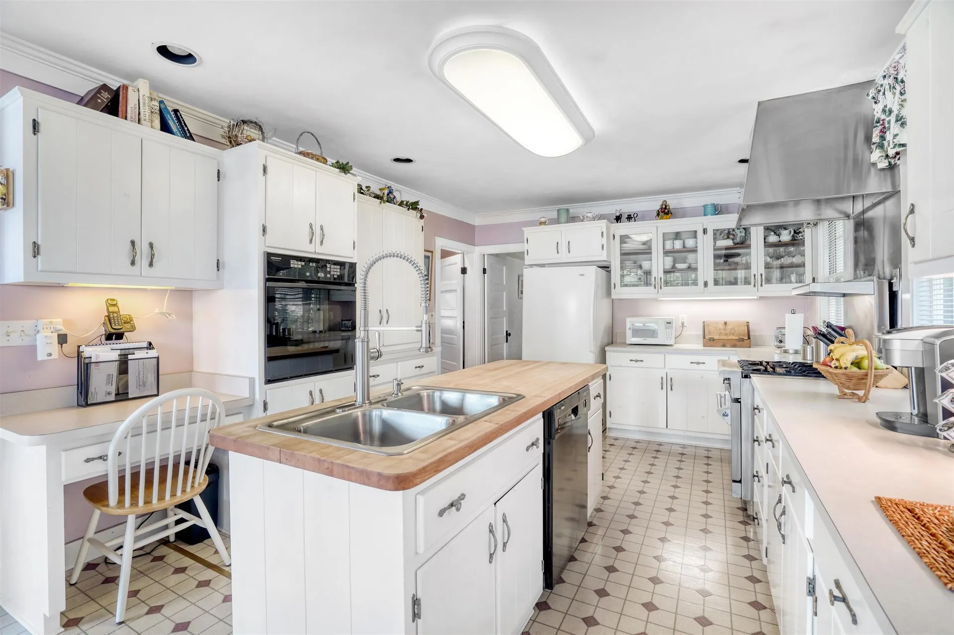 15 Gardner Road Windham NH 03087