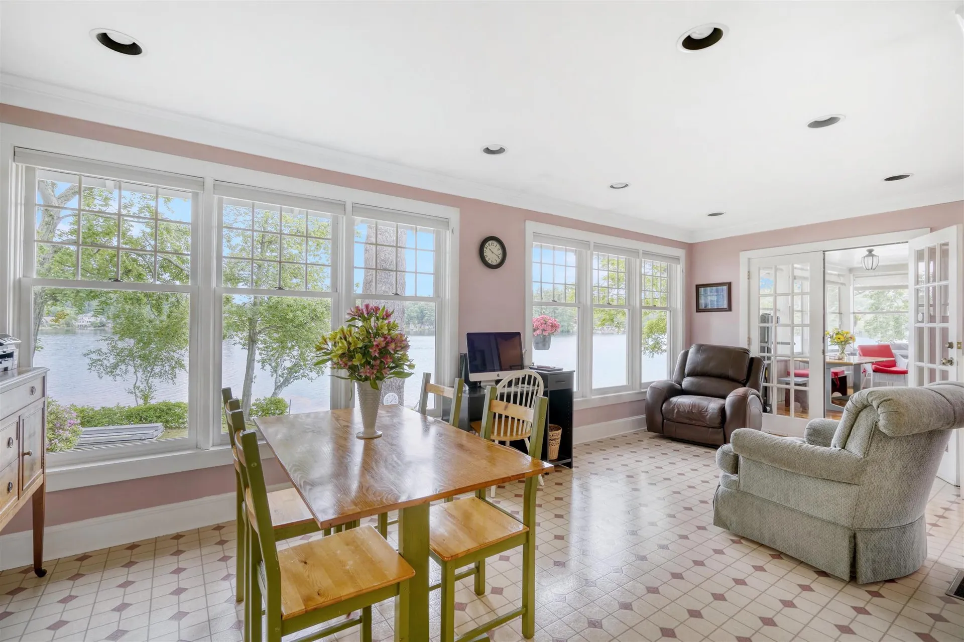 15 Gardner Road Windham NH 03087