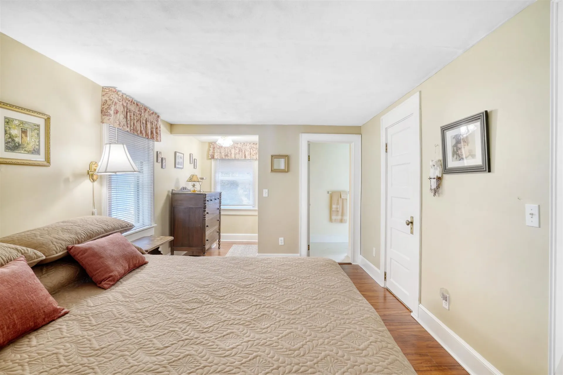 15 Gardner Road Windham NH 03087