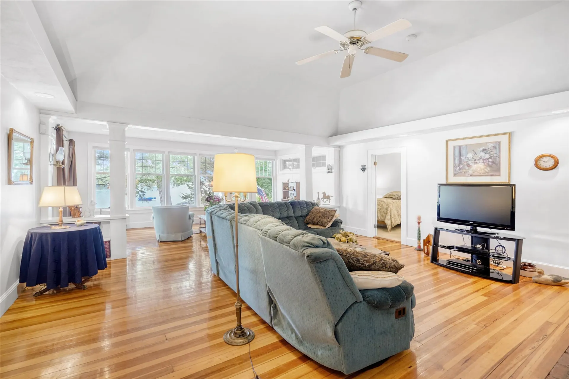 15 Gardner Road Windham NH 03087