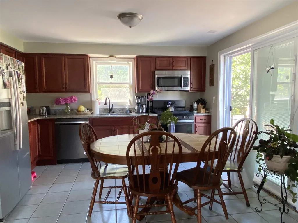 4 Donna Drive Pembroke NH 03275