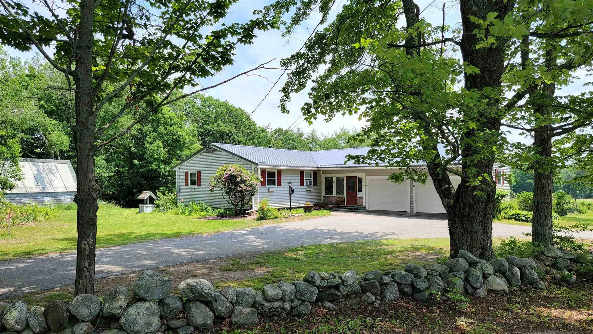 17 Lane Road Chichester NH 03258