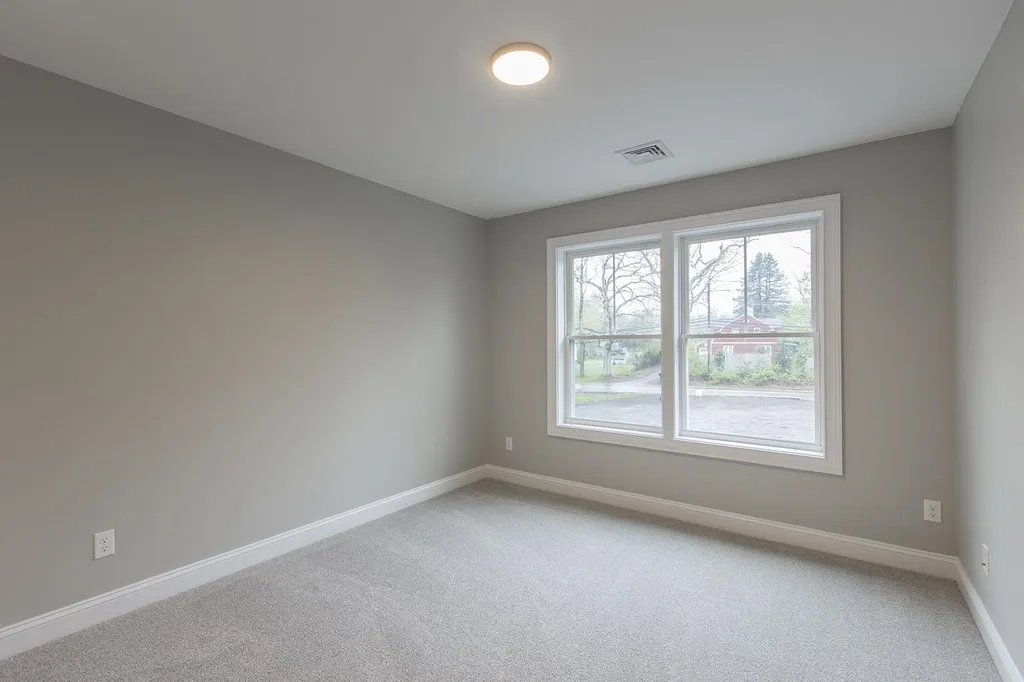 258 Wadleigh Falls Road Newmarket NH 03857