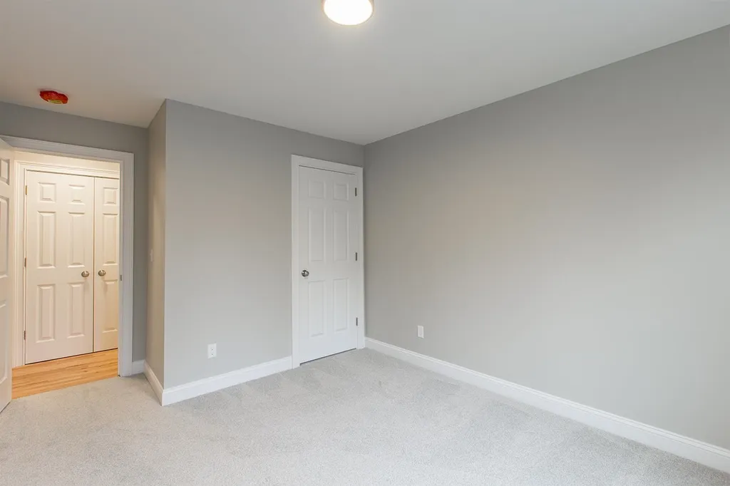 258 Wadleigh Falls Road Newmarket NH 03857
