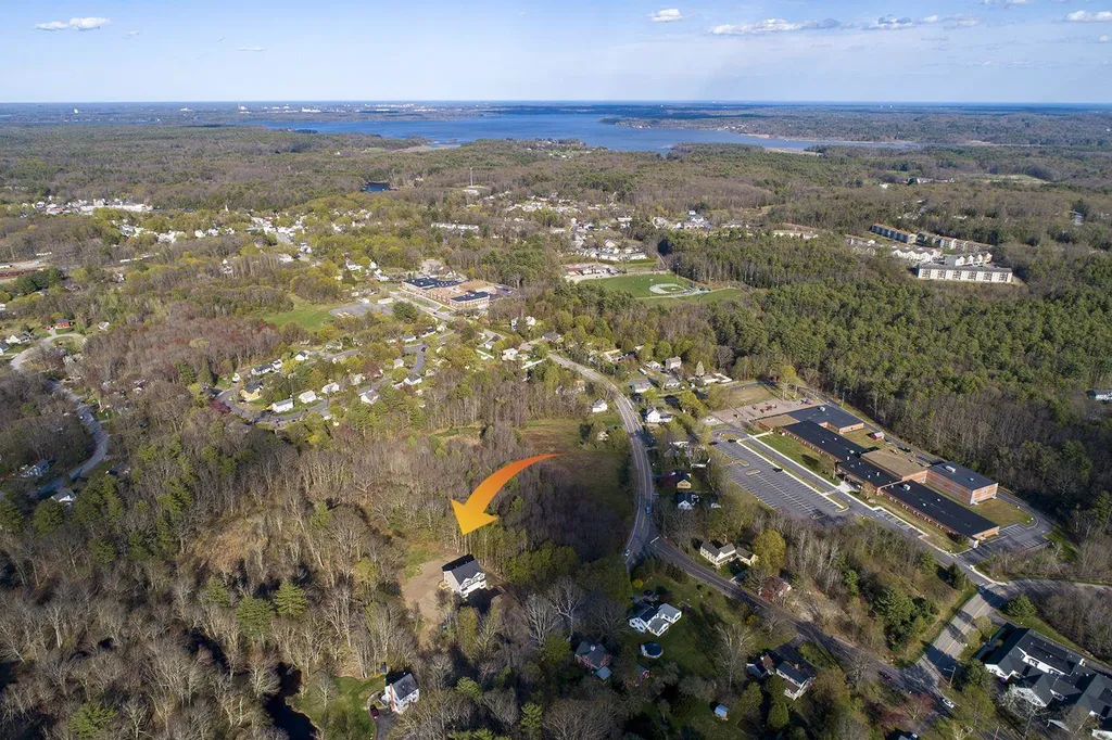 258 Wadleigh Falls Road Newmarket NH 03857