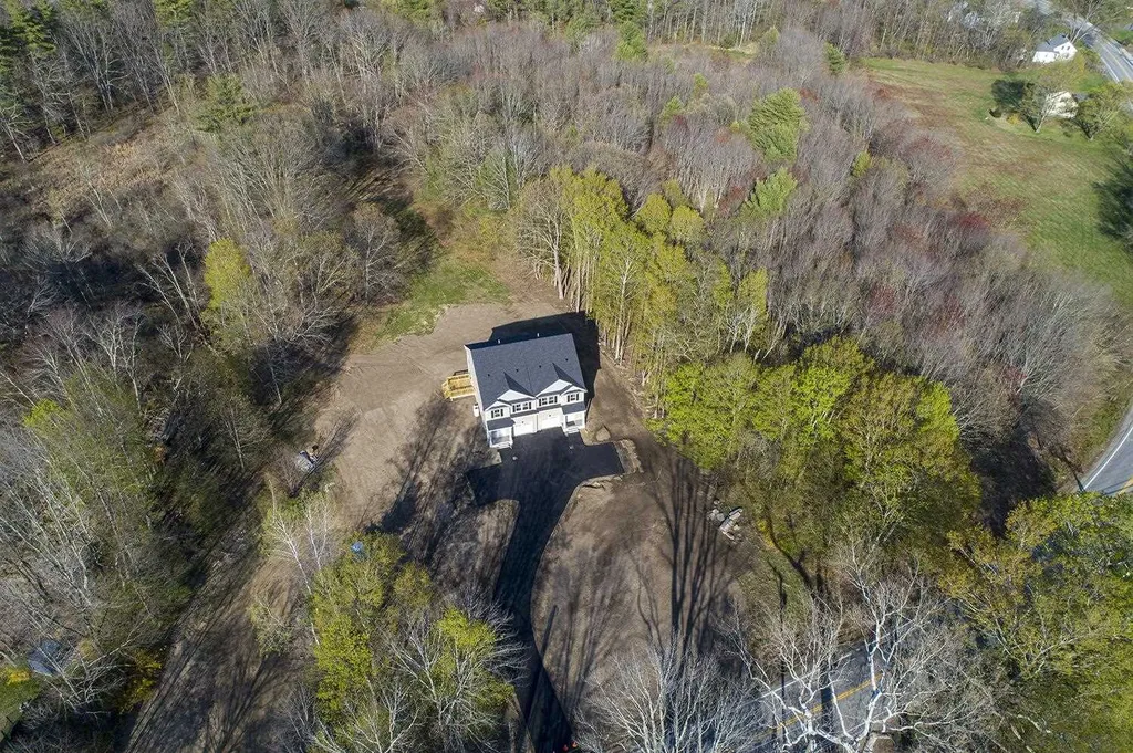 258 Wadleigh Falls Road Newmarket NH 03857
