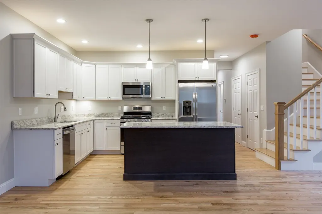 258 Wadleigh Falls Road Newmarket NH 03857