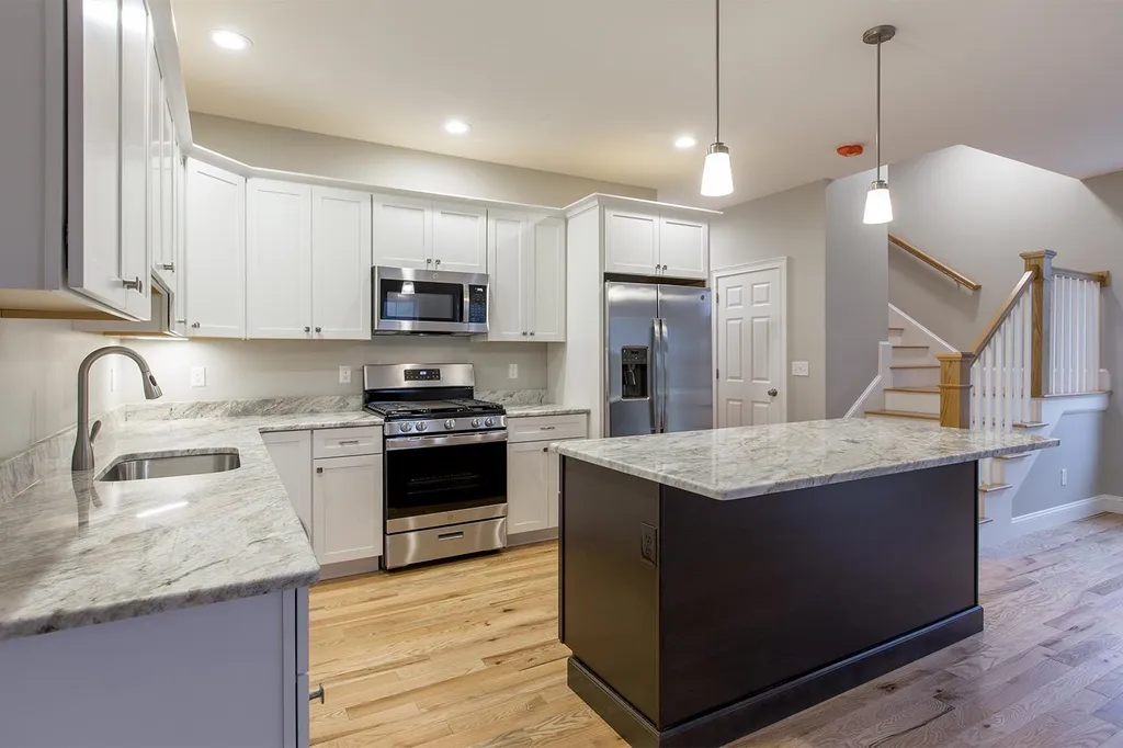 258 Wadleigh Falls Road Newmarket NH 03857
