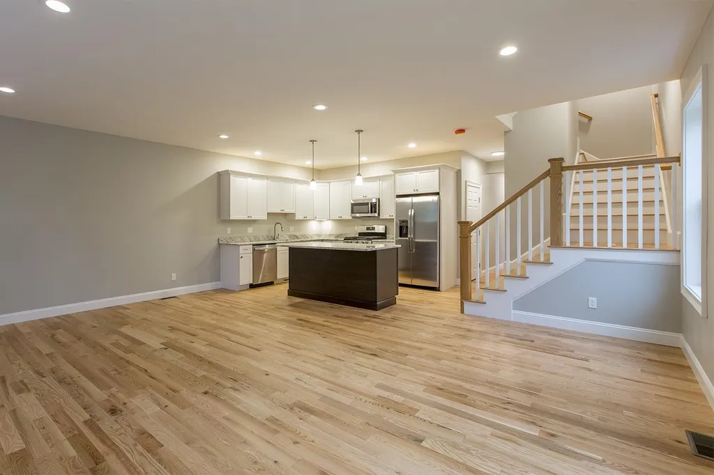 258 Wadleigh Falls Road Newmarket NH 03857